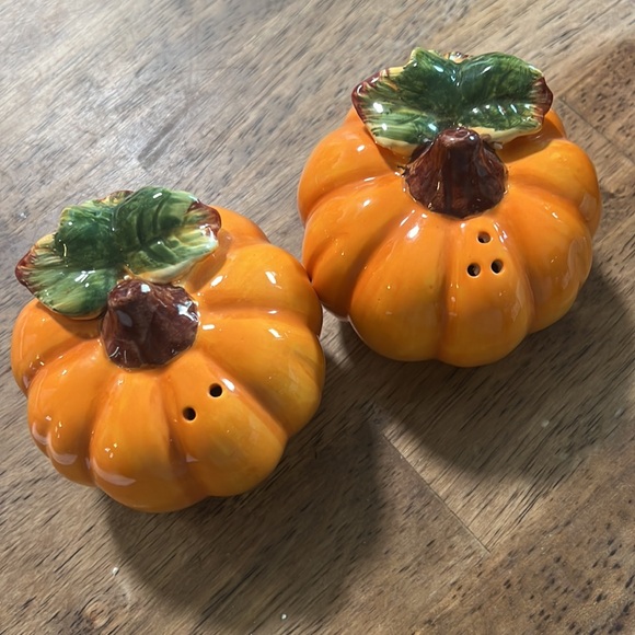 Fall Kitchen Decor - Picture 3 of 4